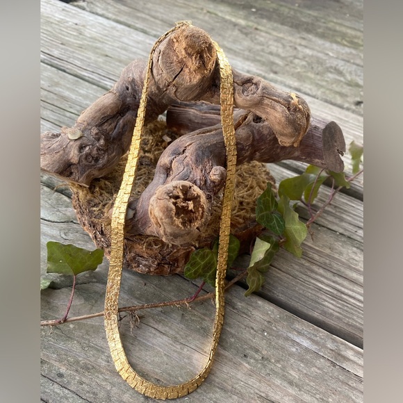 Classic Gold Textured Herringbone Necklace - Women's Jewelry - Picture 15 of 16